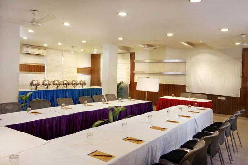 Hotel Mandakini Plaza Kanpur Kemudahan gambar